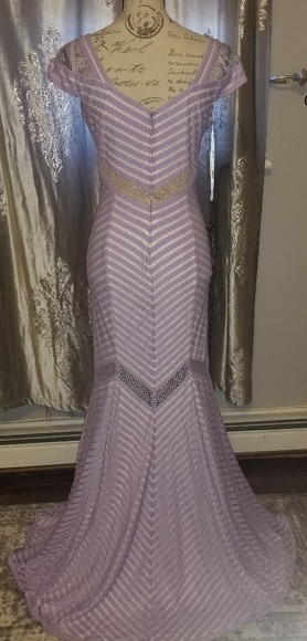 Beautiful lace mermaid dress - Picture 3 of 8
